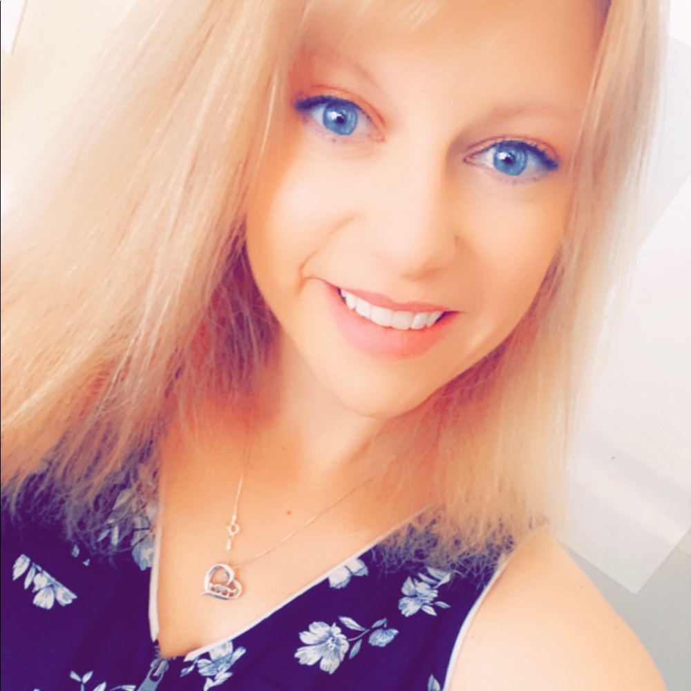 Meet your Posher, Brittany